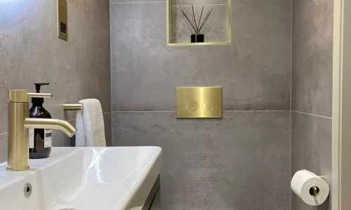 BATHROOM2